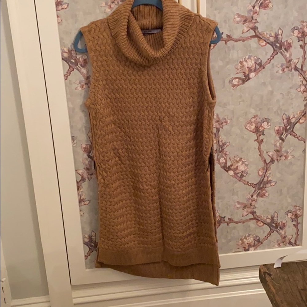 Tan wool knit turtle neck sweater